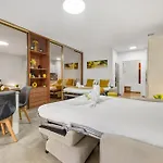 Victoria - Lumineux - Bord De - Centre شقة مينتون