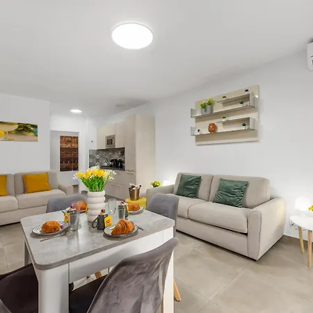 Victoria - Lumineux - Bord De - Centre *