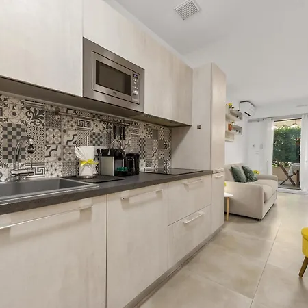 Victoria - Lumineux - Bord De - Centre Apartment Menton