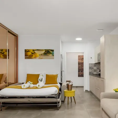 Victoria - Lumineux - Bord De - Centre Apartment Menton