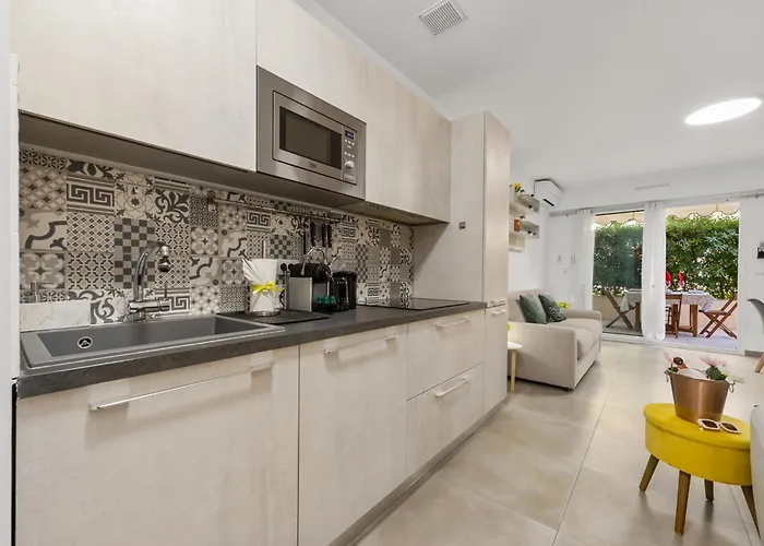 Victoria - Lumineux - Bord De - Centre Apartment Menton